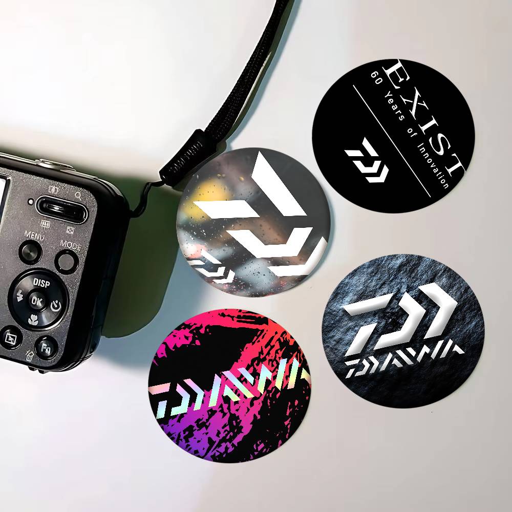 D-Daiwa F-FishingS LOGO S Badg - Reel Bag のレビューと価格