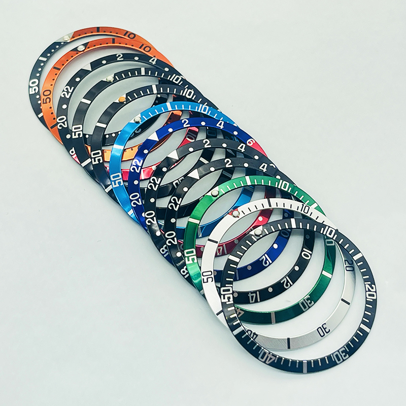 36.5mm Curved Aluminum Watch b - Reel Case のレビューと価格
