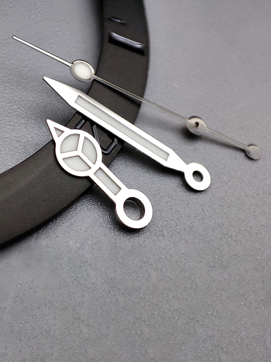 SUB Watch Hand Watch Needle Fi - Reel Case のレビューと価格