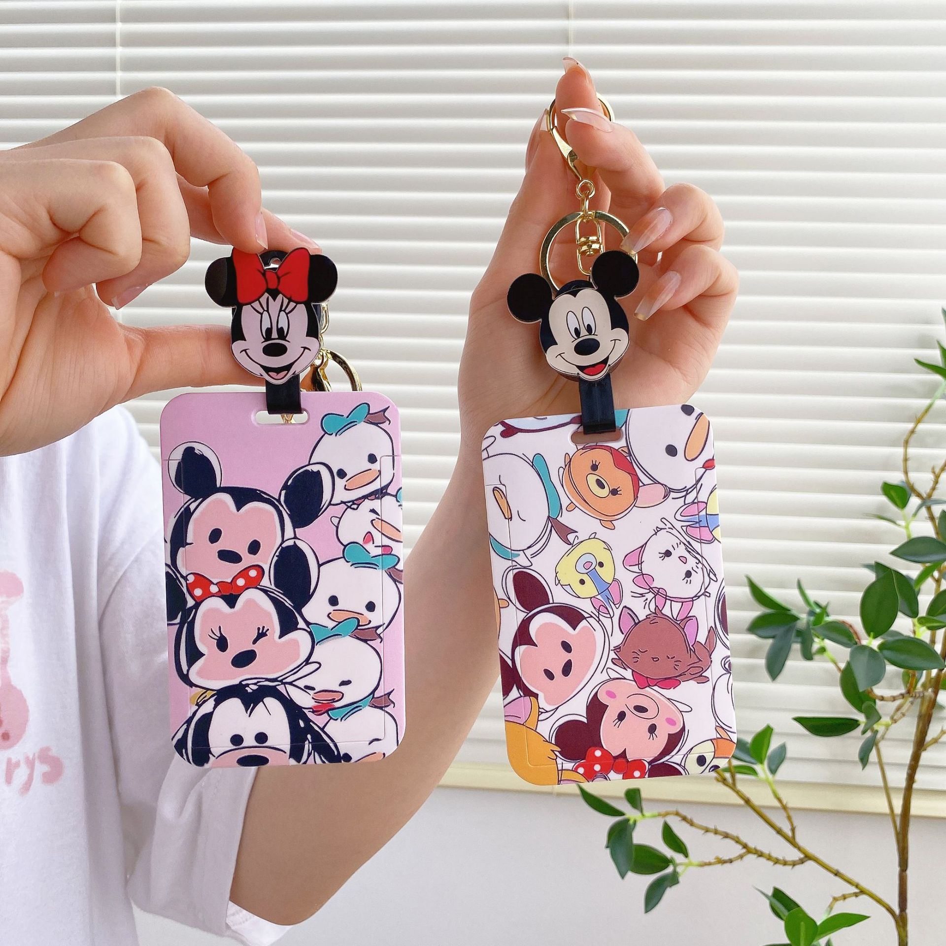 Cartoon Mickey Mouse Keychain  - Reel Cover のレビューと価格